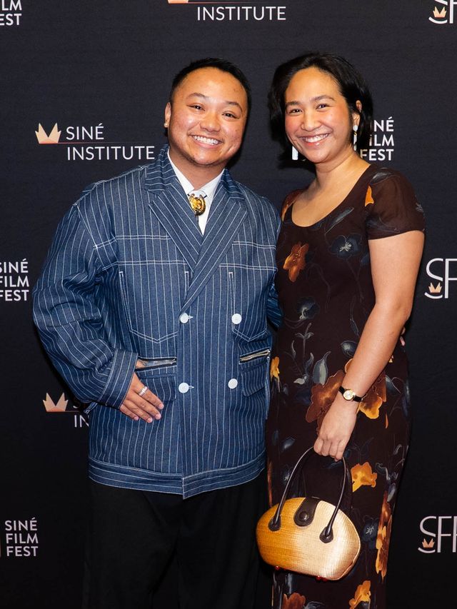 Two guests on the red carpet